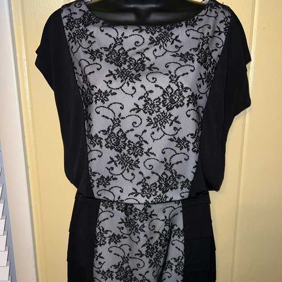 Melrose Black & White Tiered Floral Lace Evening Mini Stretch Dress Size 6 - Picture 3 of 10